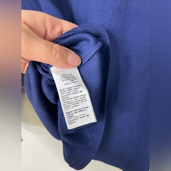 J.Crew NwT ruffle-trim eyelet top in vintage rib in navy L - Picture 6 of 6